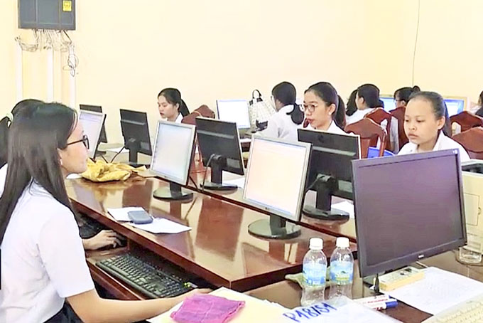  Hơn 5.400 học sinh THPT thi nghề phổ thông